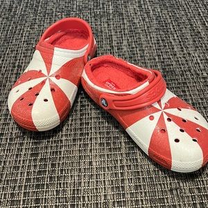 Pre loved, lined candy cane crocs!